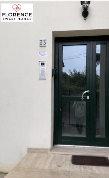 Lella Apartment With Free Parking By Florence Sweet Homes Exterior foto